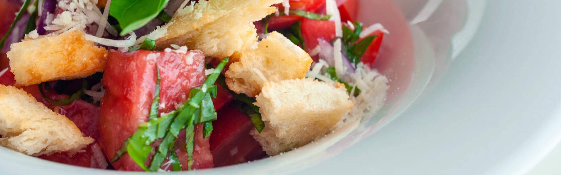 Panzanella con Bresaola della Valtellina IGP