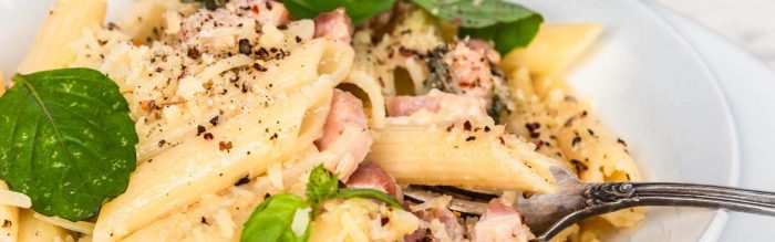 Penne prosciutto e funghi: il piatto re della cucina italiana