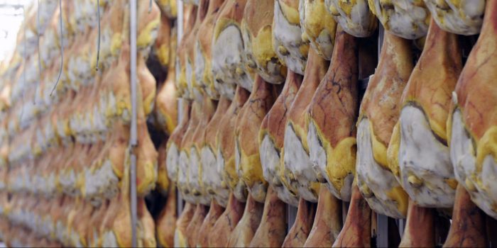 Sospensione per i certificatori di salumi DOP