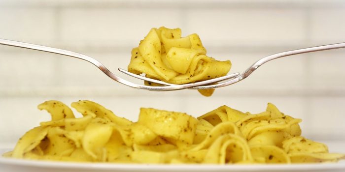 Ricetta tagliatelle al prosciutto crudo