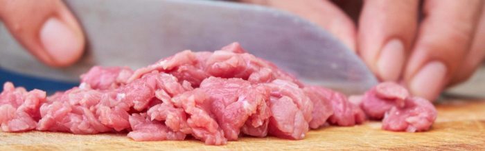 La carne di maiale fa bene al nostro fisico perchè ricca di prorpietà fondamentali per il benessere quotidiano