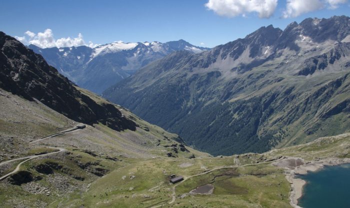 Escursione vicino al Passo Gavia, al ghiacciaio della Sforzellina