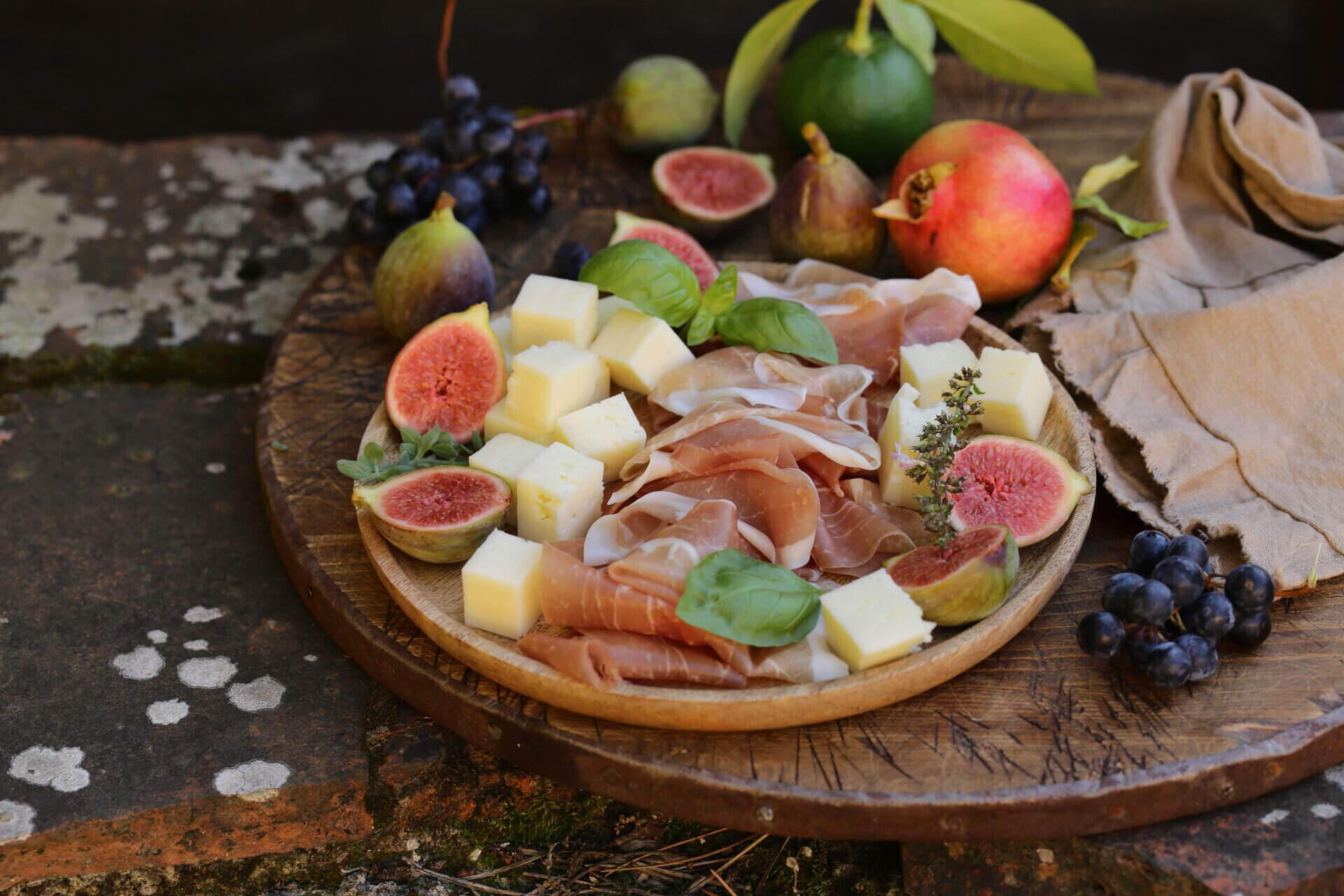 Tagliere autunnale: quali salumi e quali abbinamenti scegliere - Menatti