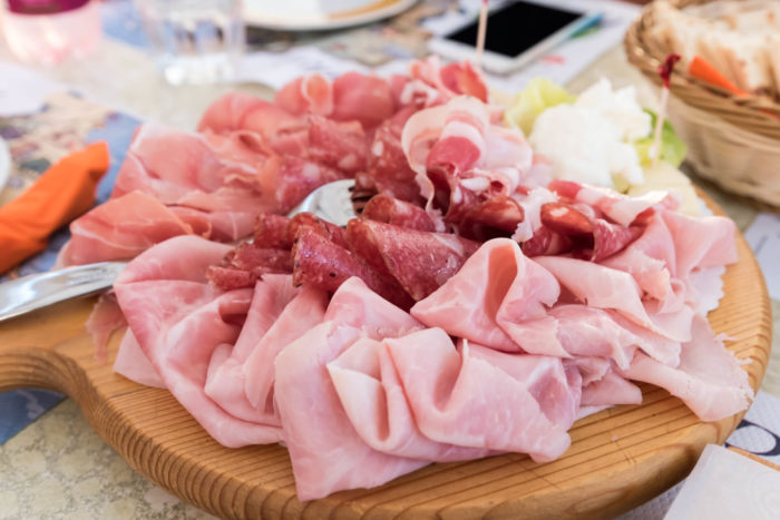 salumi affettati assortiti, non sono cancerogeni