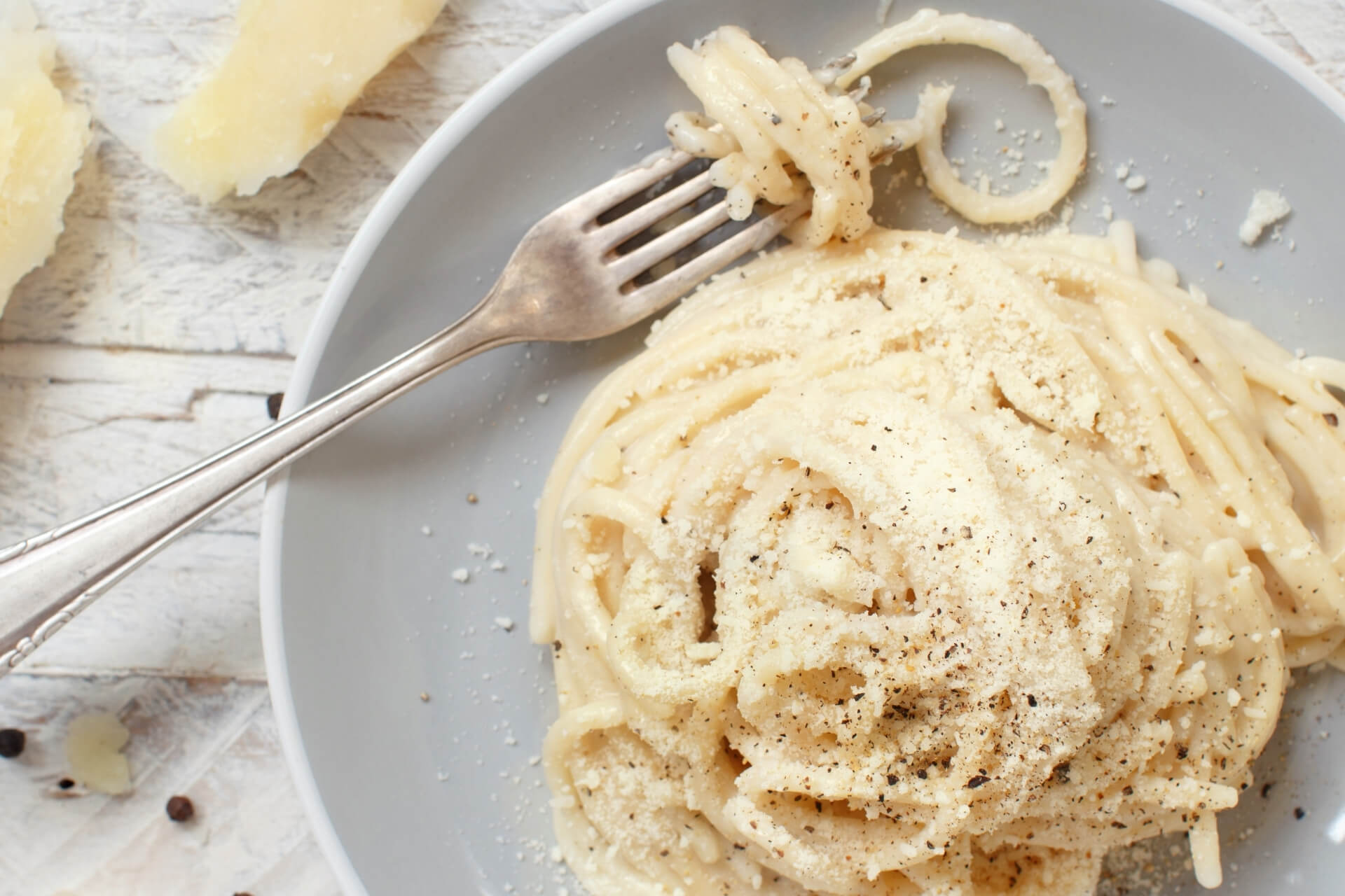 asta cacio e pepe con Pancetta affumicata: ricetta