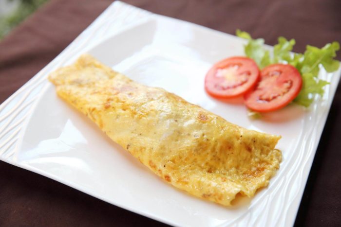 ricetta omelette francese con mozzarella e pancetta