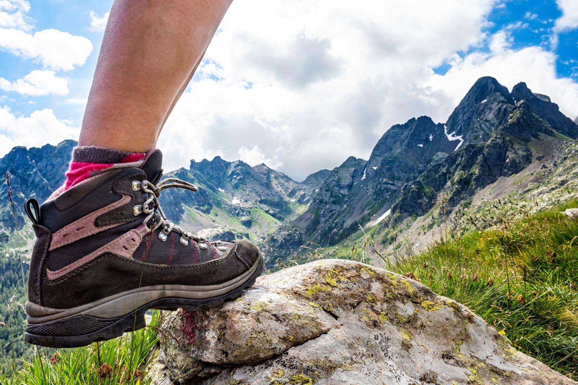 escursione trekking in montagna in valtellina