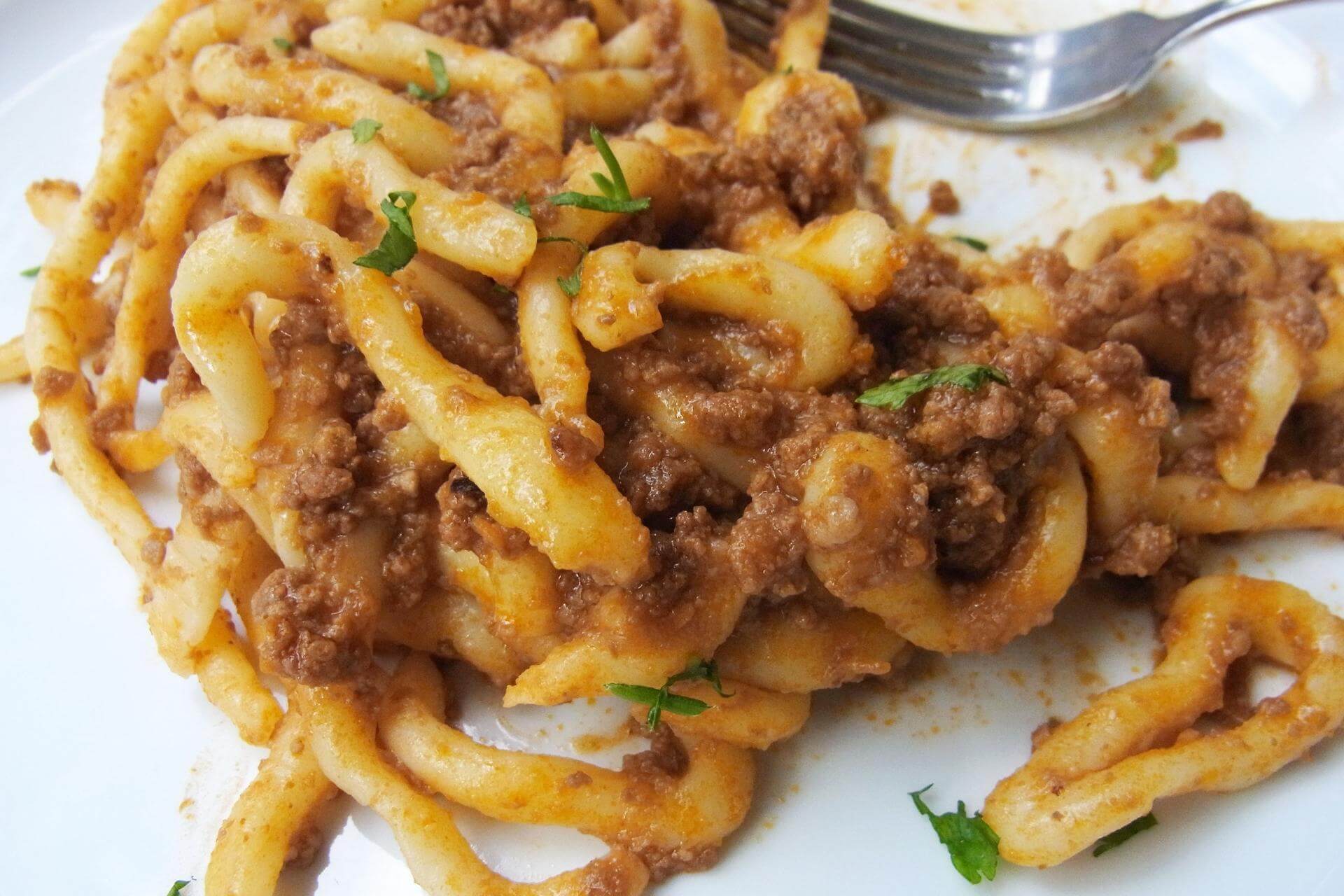 pasta con ragù di salsiccia piccante