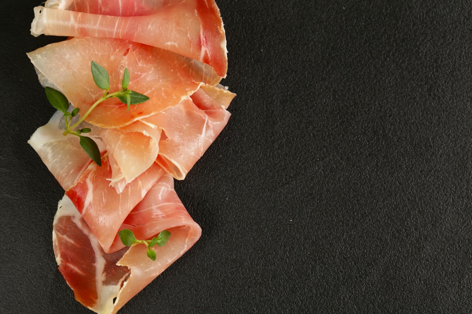 prosciutto crudo vs speck