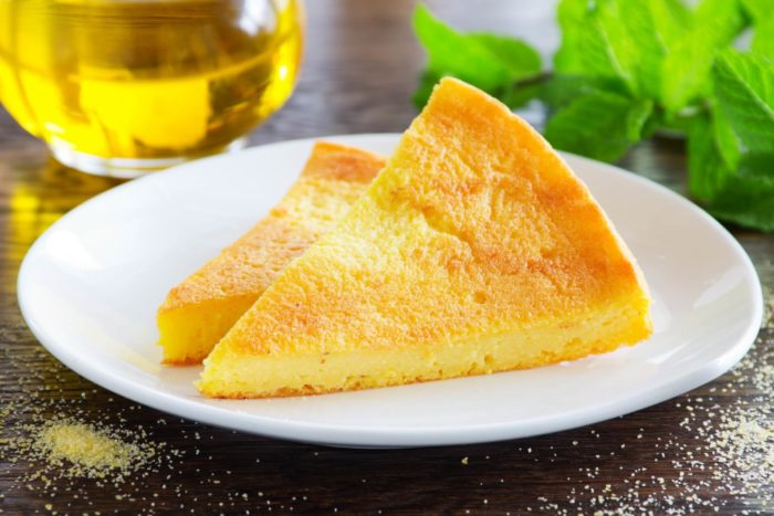 ricetta con la polenta: crostata di polenta con funghi e mortadella al forno