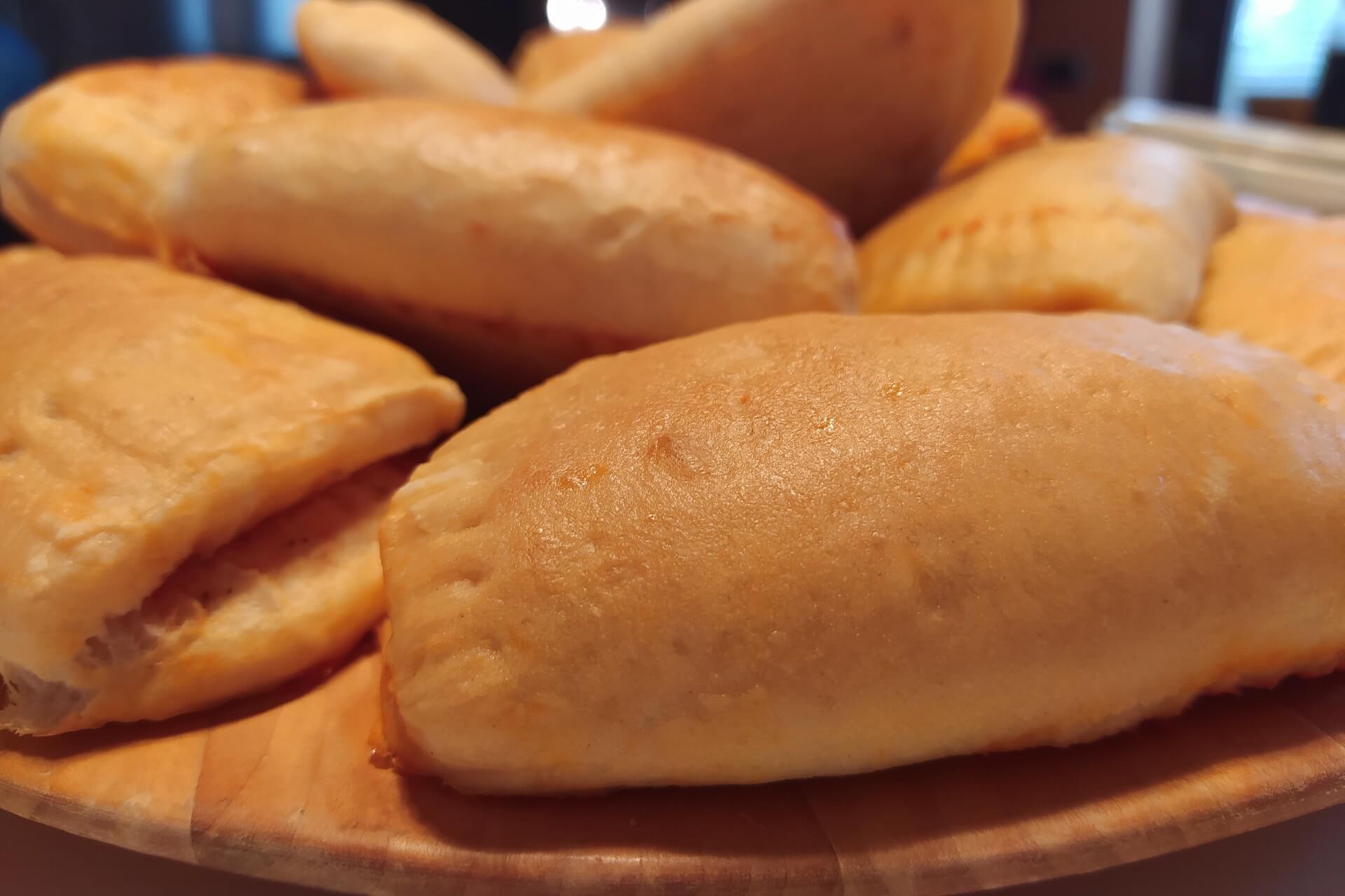 ricetta dei panzerotti fritti con ripieno di salame e ricotta