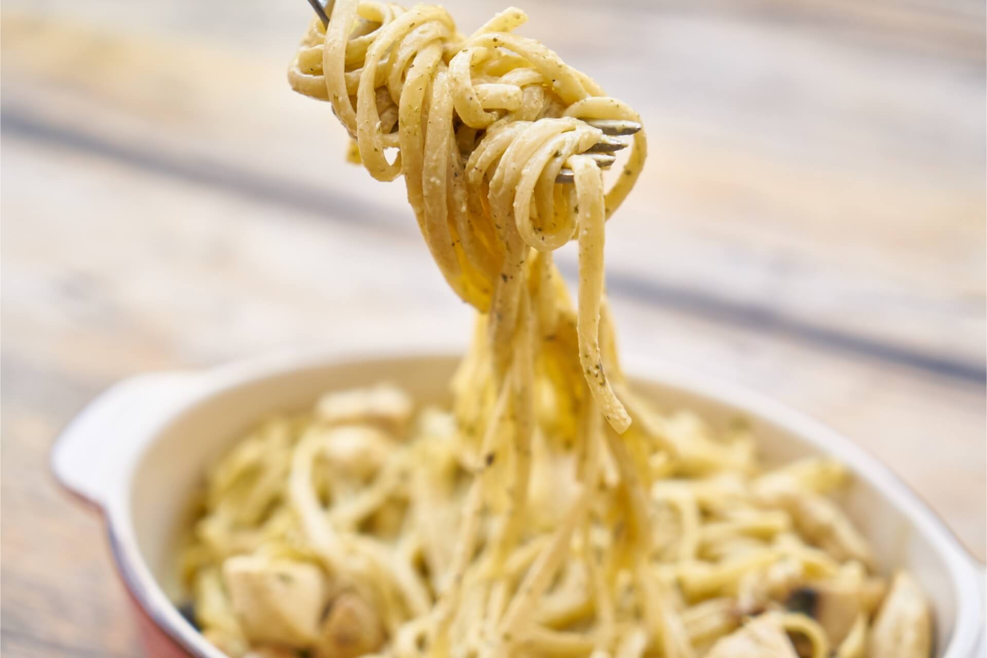 ricetta della pasta con sugo bianco alla mortadella