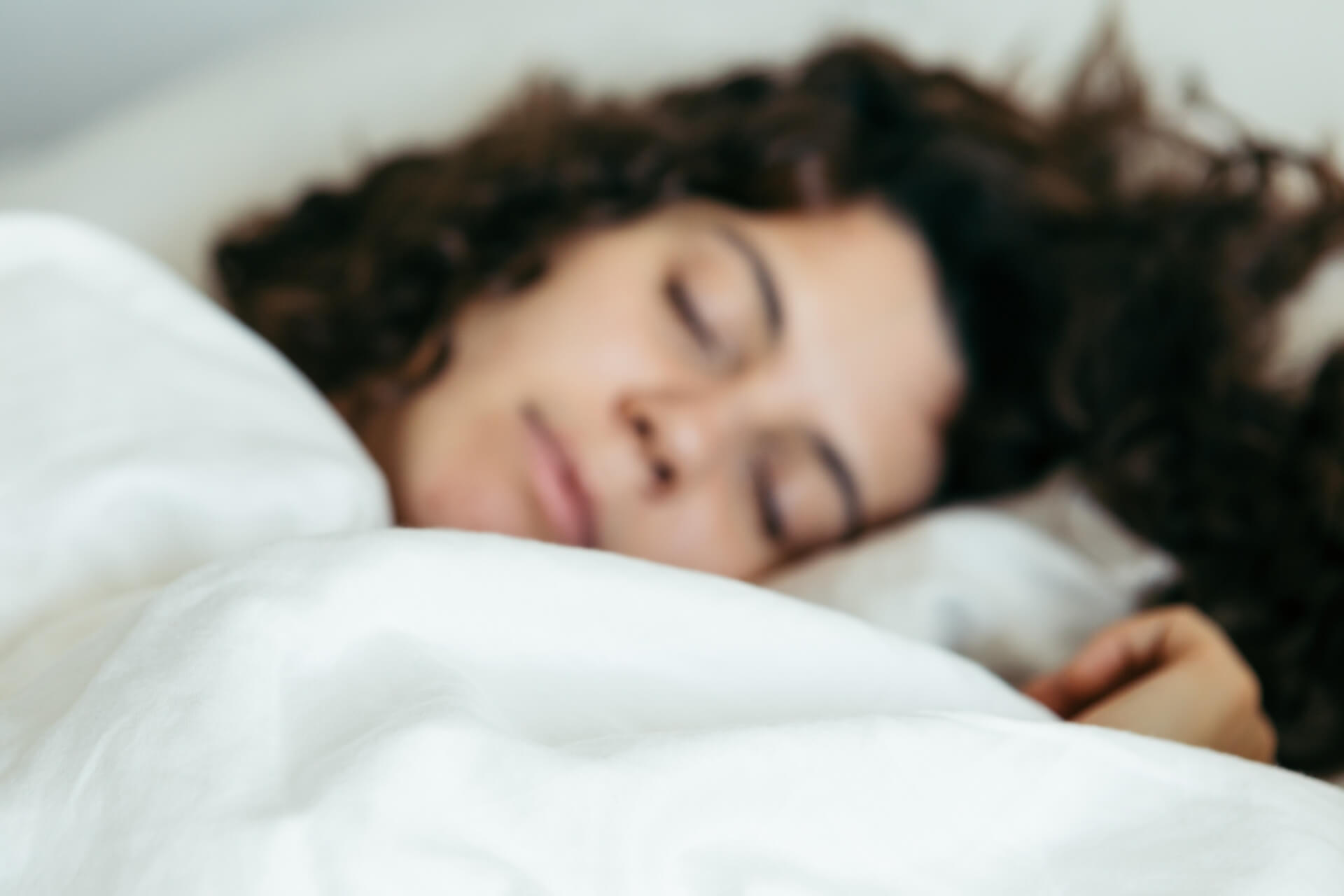 alimentazione per dormire bene: cosa mangiare