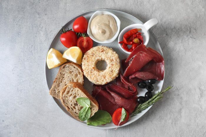 snack leggeri con la bresaola