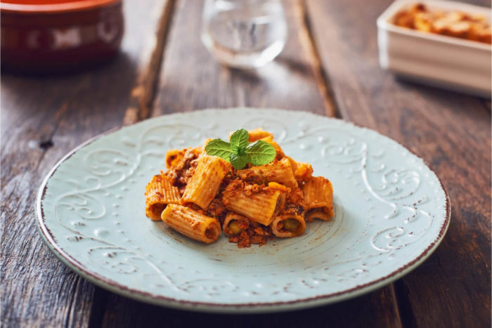 ricetta della pasta al ragù di prosciutto cotto